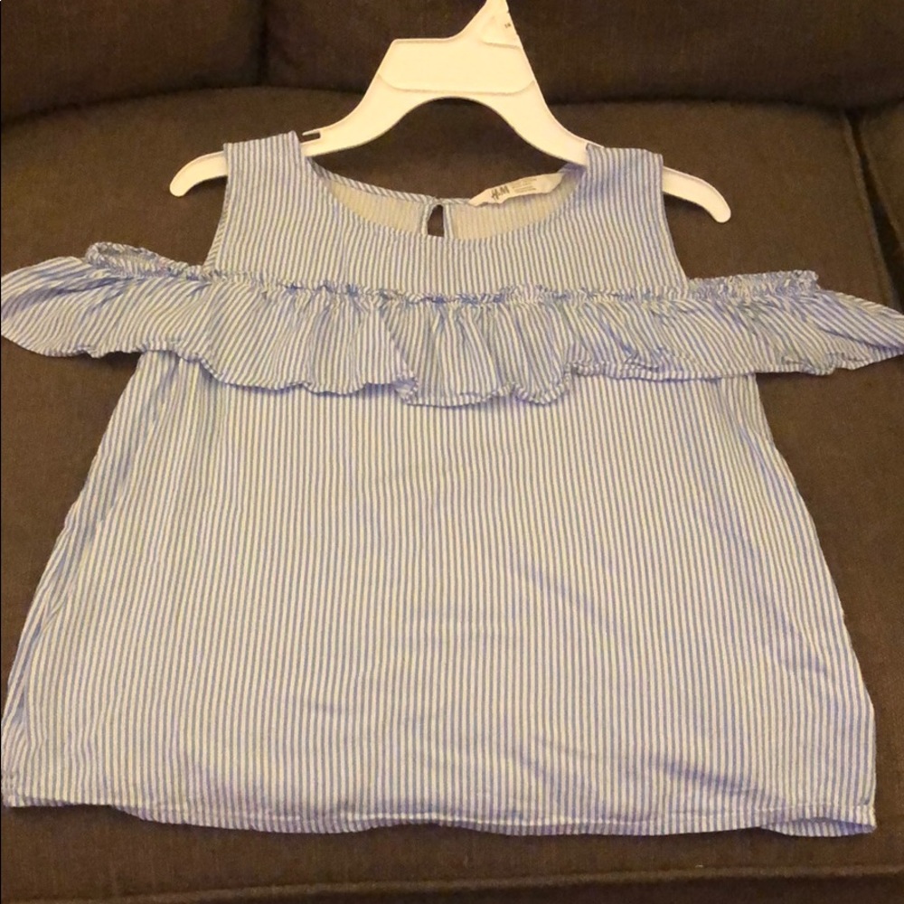 Girl’s H&M blue and white striped off the shoulder